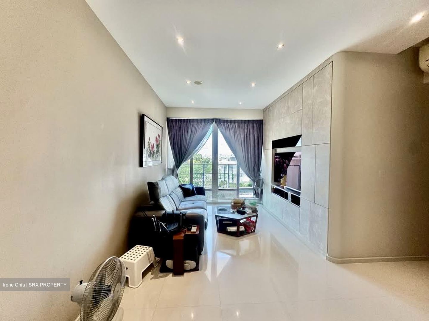 Vacanza @ East (D14), Condominium #594427871